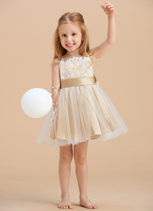 Robe Blanche Et Dorée Fille - gallery 2