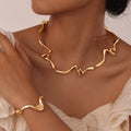Fluid Wave Gold Necklace & Bracelet Set for Delicate Refinement