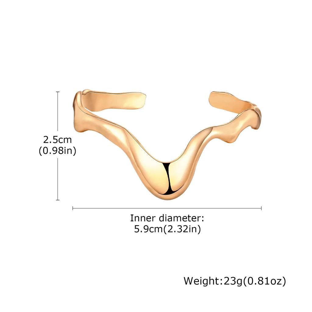 Fluid Wave Gold Necklace & Bracelet Set for Delicate Refinement