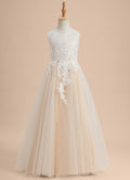 Robe Blanche Et Dorée Mariage